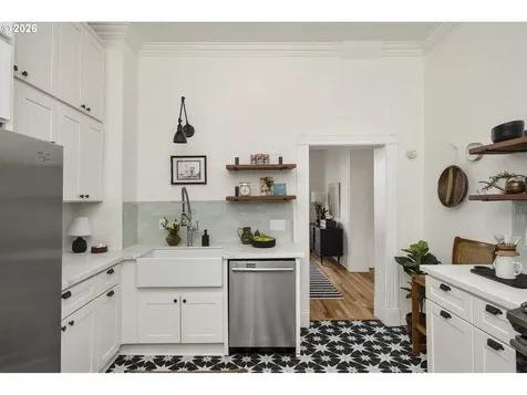 6215 NE Rodney Avenue Portland OR 97211