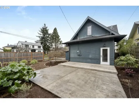 6215 NE Rodney Avenue Portland OR 97211