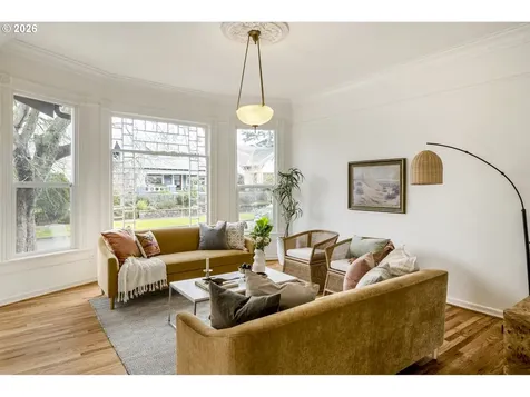 6215 NE Rodney Avenue Portland OR 97211