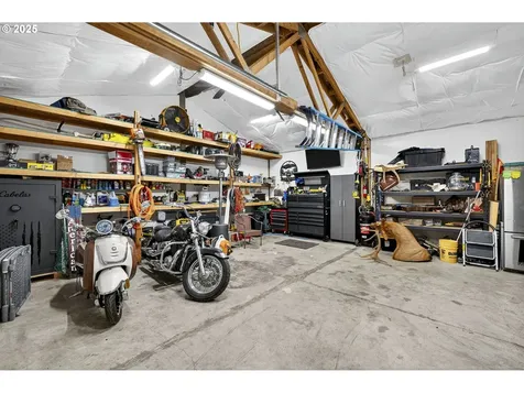 318 NE 9th Avenue Canby OR 97013