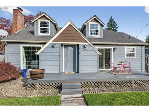 318 NE 9th Avenue Canby OR 97013