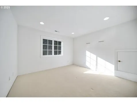 3849 SE Saint Andrews Place Gresham OR 97080