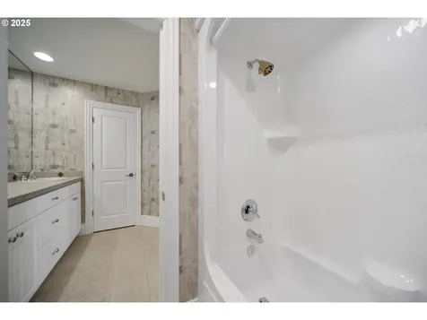 3849 SE Saint Andrews Place Gresham OR 97080