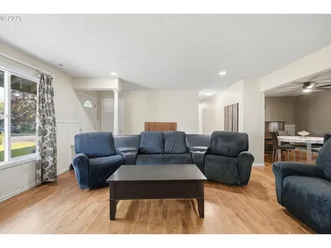 609 E Sunset Court Newberg OR 97132