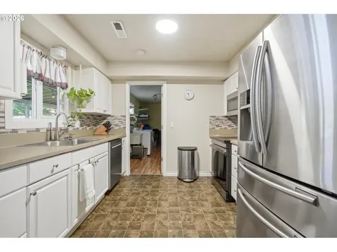 609 E Sunset Court Newberg OR 97132