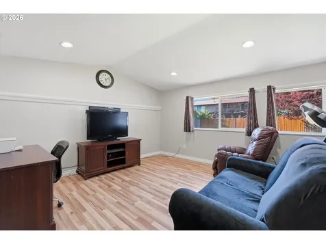 609 E Sunset Court Newberg OR 97132