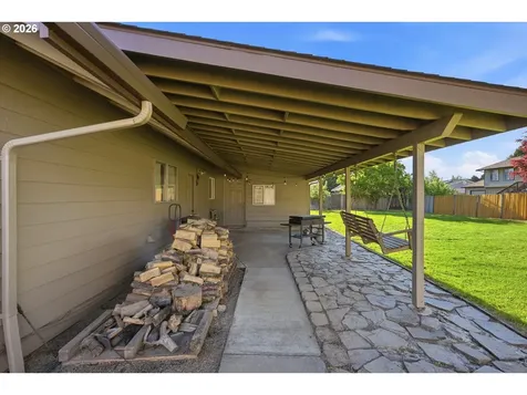 609 E Sunset Court Newberg OR 97132