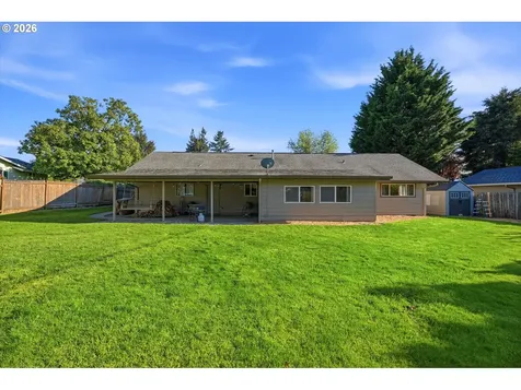 609 E Sunset Court Newberg OR 97132