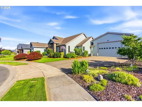 867 Corsair Drive Independence OR 97351