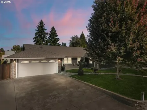 3135 SE Brian Street Hillsboro OR 97123