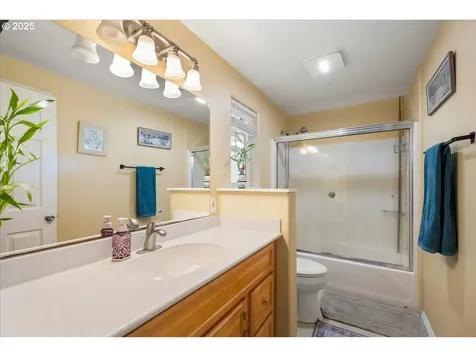 3135 SE Brian Street Hillsboro OR 97123
