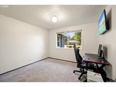3135 SE Brian Street Hillsboro OR 97123