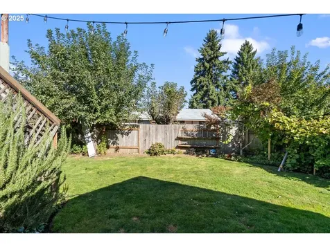 3135 SE Brian Street Hillsboro OR 97123