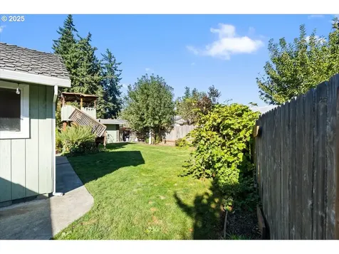 3135 SE Brian Street Hillsboro OR 97123