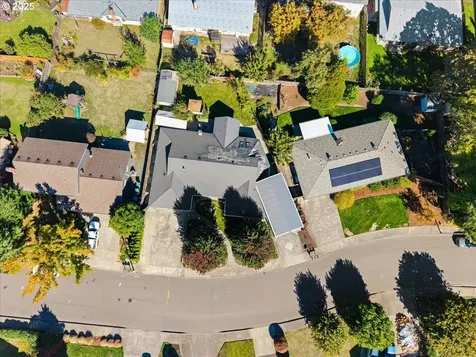 3135 SE Brian Street Hillsboro OR 97123
