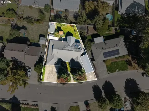 3135 SE Brian Street Hillsboro OR 97123