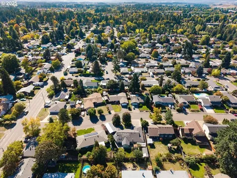3135 SE Brian Street Hillsboro OR 97123