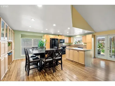 3135 SE Brian Street Hillsboro OR 97123