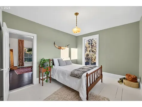 381 N Main Street Dufur OR 97021
