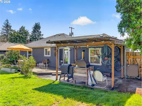12507 SE Kelly Street Portland OR 97236