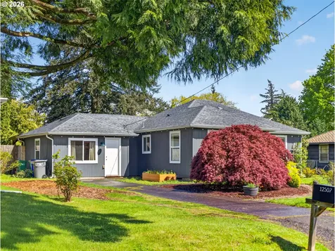 12507 SE Kelly Street Portland OR 97236