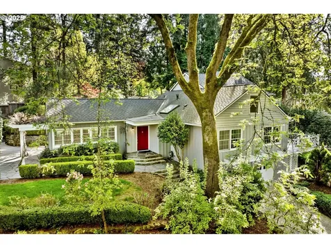 2348 Summit Drive Lake Oswego OR 97034