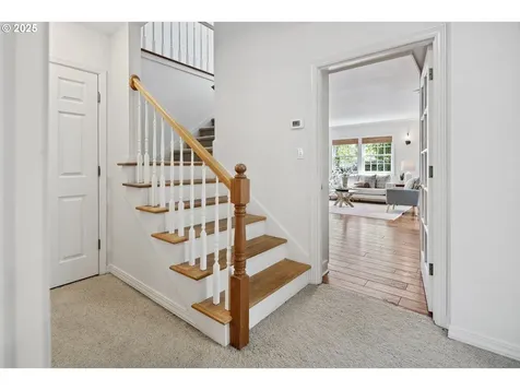 2348 Summit Drive Lake Oswego OR 97034