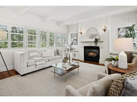 2348 Summit Drive Lake Oswego OR 97034