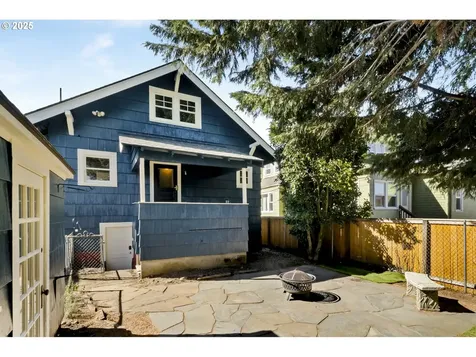 6840 NE Garfield Avenue Portland OR 97211