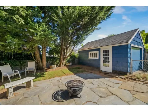 6840 NE Garfield Avenue Portland OR 97211