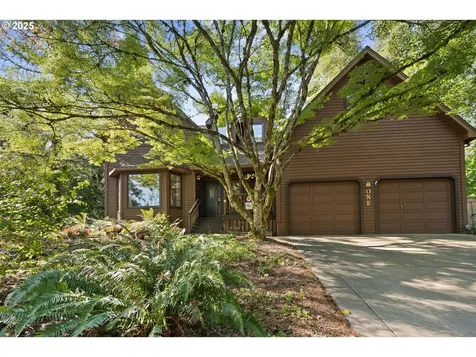 1 Icarus Loop Lake Oswego OR 97035