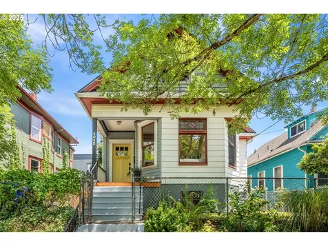 4042 N Michigan Avenue Portland OR 97227