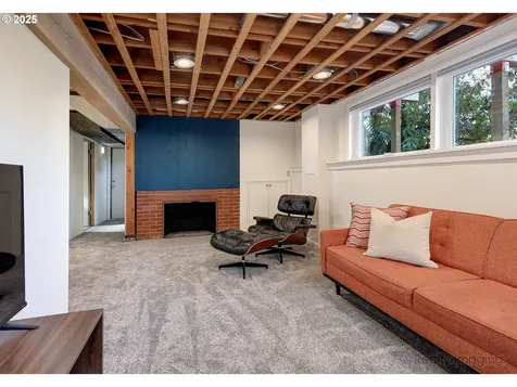 11354 SE Yamhill Street Portland OR 97216