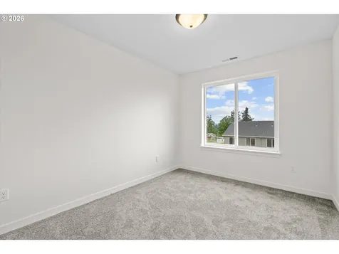 16151 Serres Farms Way Oregon City OR 97045