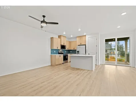 16151 Serres Farms Way Oregon City OR 97045