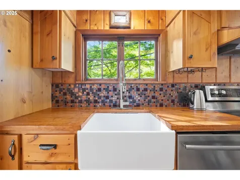 22345 S Poplar Road Estacada OR 97023