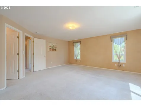 2012 NW Willow Drive Camas WA 98607