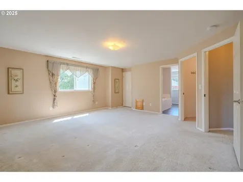 2012 NW Willow Drive Camas WA 98607