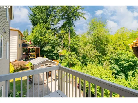 2012 NW Willow Drive Camas WA 98607
