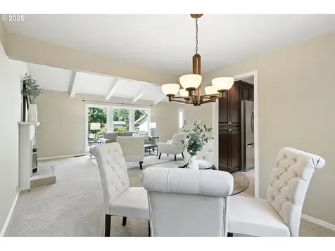 15025 NW Oakhills Drive Beaverton OR 97006