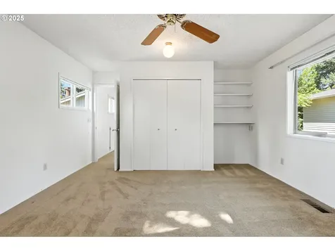 15025 NW Oakhills Drive Beaverton OR 97006