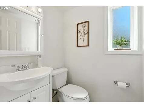 15025 NW Oakhills Drive Beaverton OR 97006