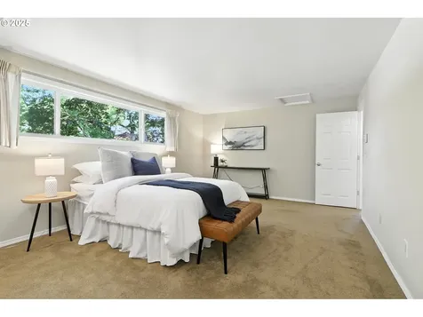 15025 NW Oakhills Drive Beaverton OR 97006