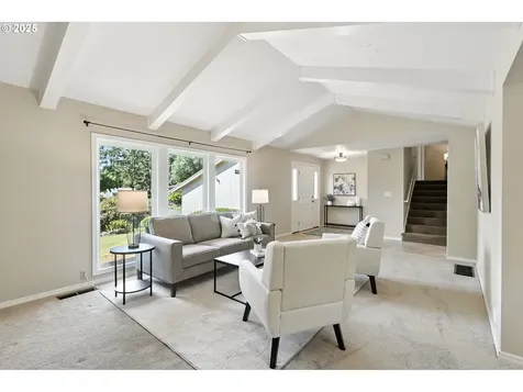 15025 NW Oakhills Drive Beaverton OR 97006