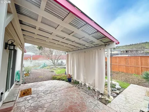 950 Pomona Street The Dalles OR 97058
