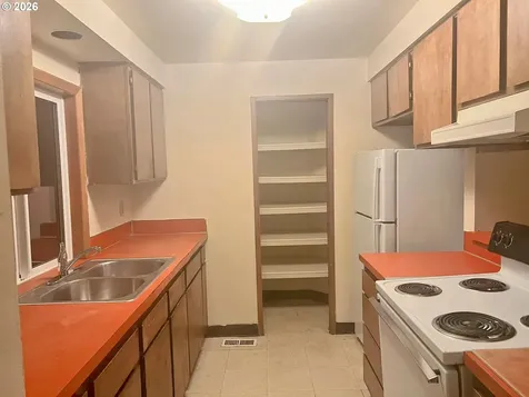 459 Hilda Street Oregon City OR 97045