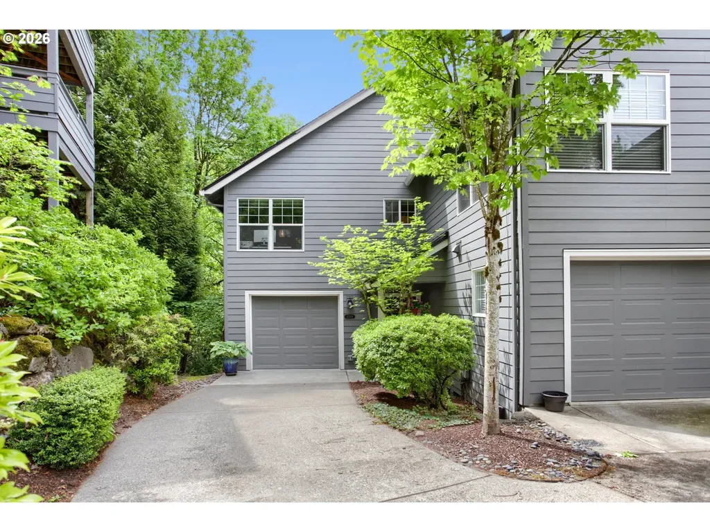 1719 NW Miller Hill Court Portland OR 97229