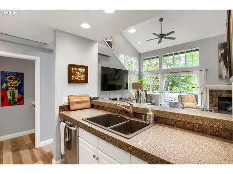 1719 NW Miller Hill Court Portland OR 97229