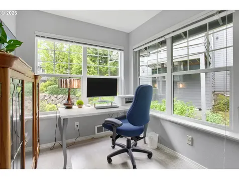 1719 NW Miller Hill Court Portland OR 97229