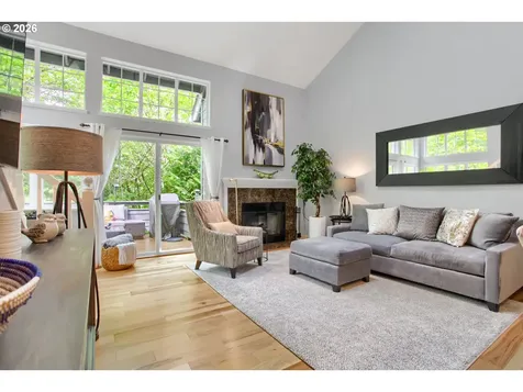 1719 NW Miller Hill Court Portland OR 97229